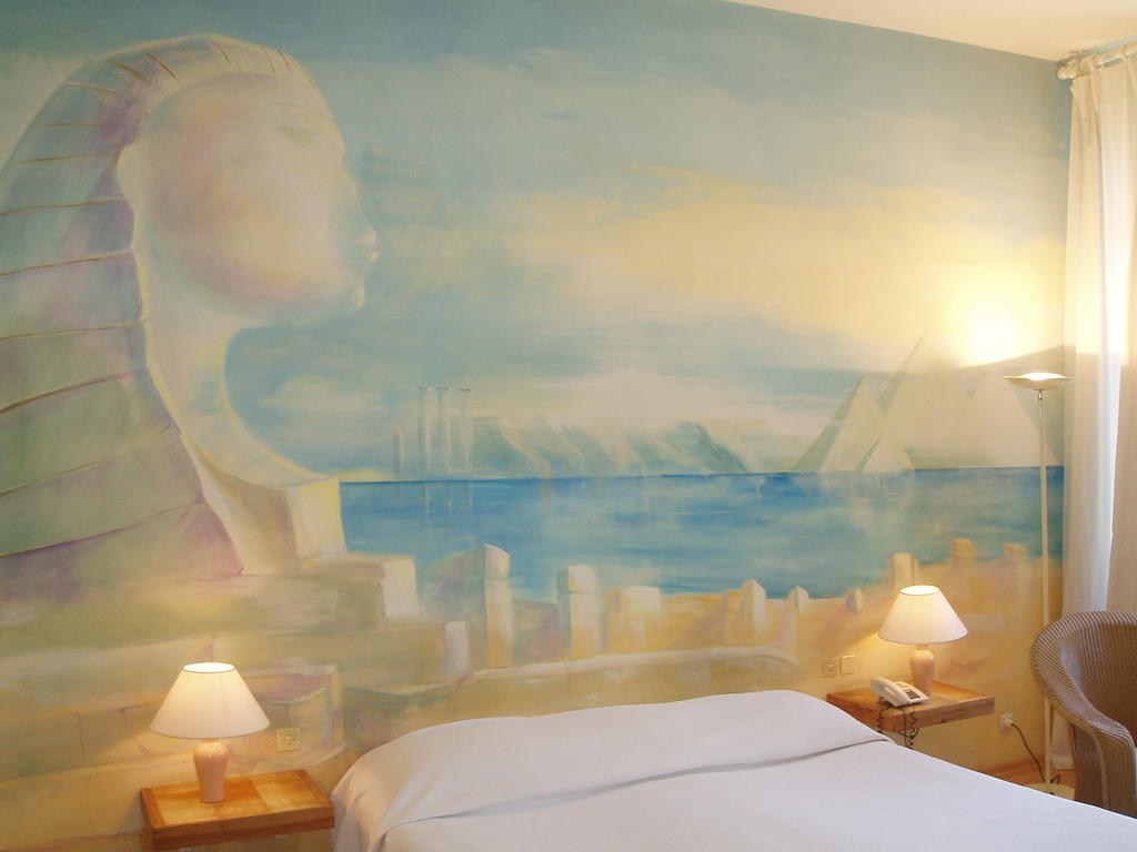 Hotel Le Windsor, Jungle Art 4*
